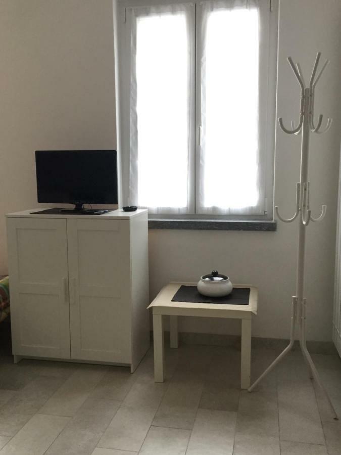 Casa Stefania Appartement Mandello del Lario Buitenkant foto